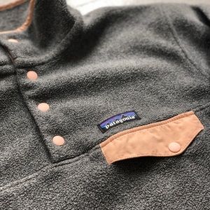 Patagonia Womens Grey Pink TSnap Synchilla Sz S